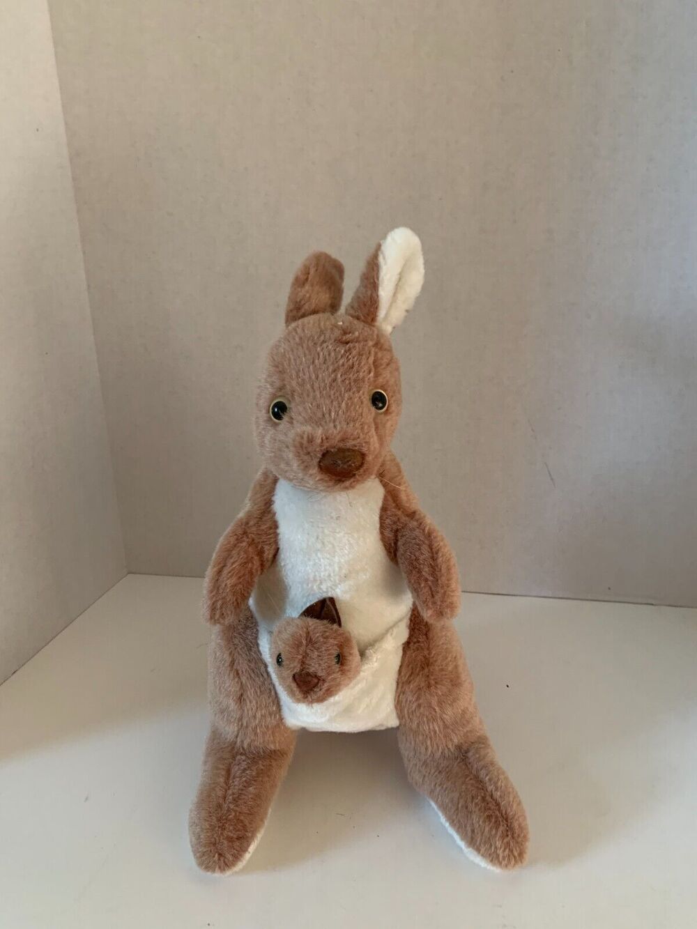 Australia Souvenirs Kangaroo Plush Toy Stuffed Animal Boomerang Collectible 11"